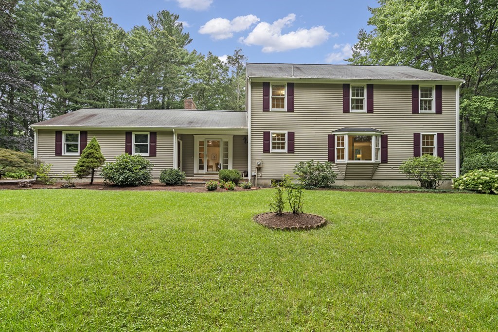 136 Murphy Road Hudson, MA 01749 - Photo 1 of 34 Gallery Image 1