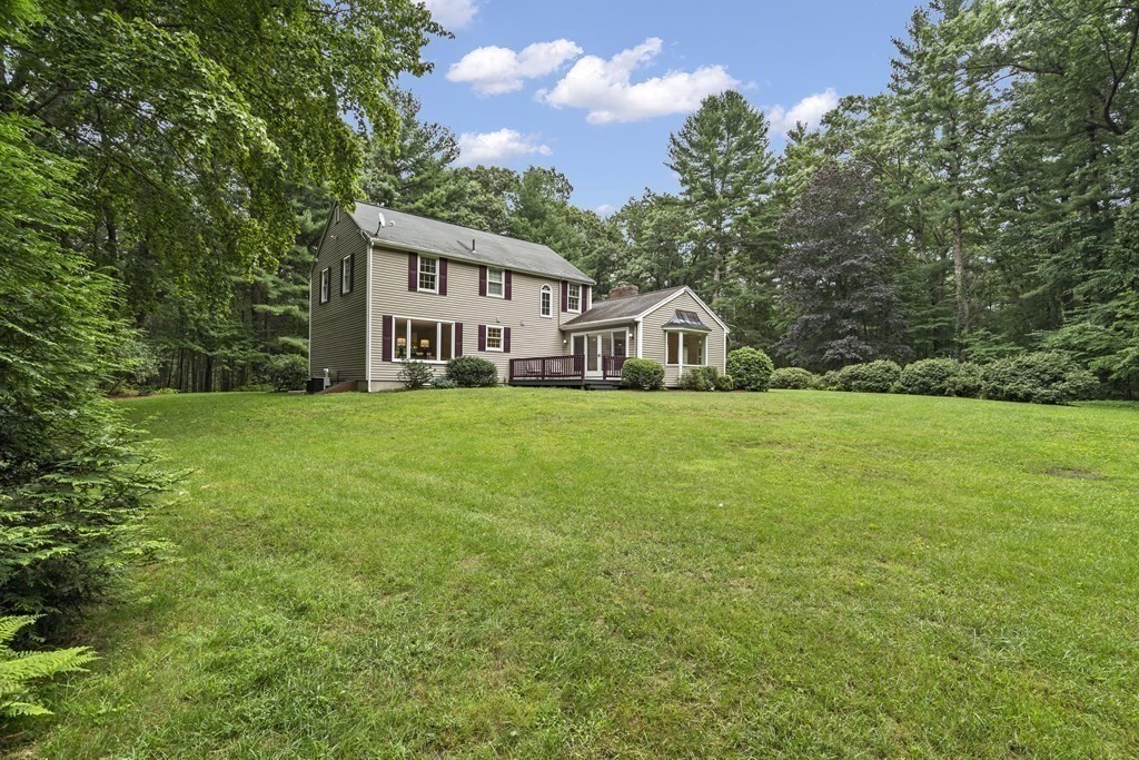 136 Murphy Road Hudson, MA 01749 - Photo 27 of 34 Gallery Image 27