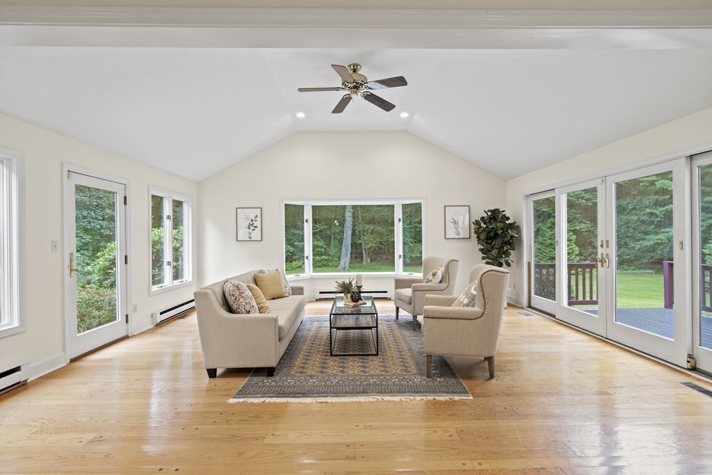 136 Murphy Road Hudson, MA 01749 - Photo 5 of 34 Gallery Image 5