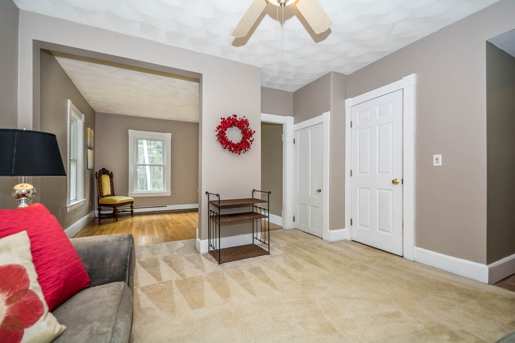 447 Grove Street Reading, MA 01867 - Photo 11 of 29 Gallery Image 11