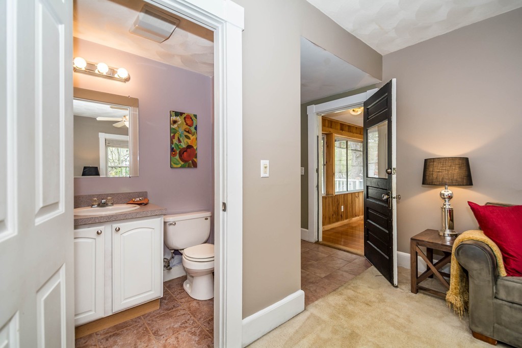 447 Grove Street Reading, MA 01867 - Photo 12 of 29 Gallery Image 12