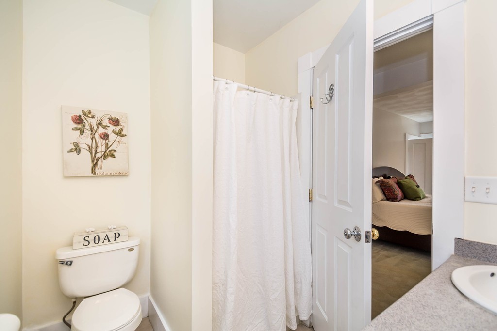 447 Grove Street Reading, MA 01867 - Photo 19 of 29 Gallery Image 19