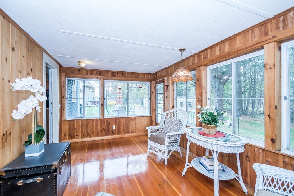447 Grove Street Reading, MA 01867 - Photo 26 of 29 Gallery Image 26