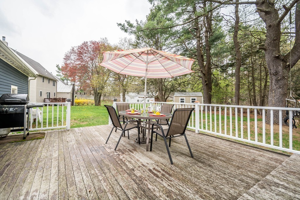 447 Grove Street Reading, MA 01867 - Photo 28 of 29 Gallery Image 28