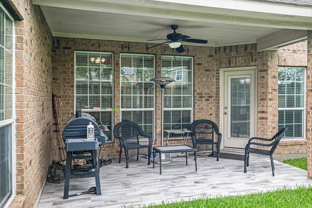 $415,000 | 20692 Oakhurst Meadows Drive, Porter, TX 77365