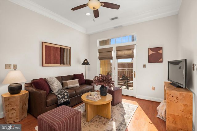 $532,000 | 309 Holland Lane, Unit 314, Alexandria, VA 22314