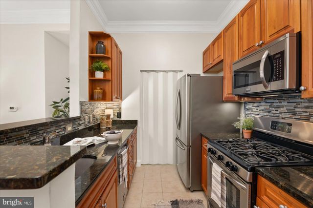 $532,000 | 309 Holland Lane, Unit 314, Alexandria, VA 22314