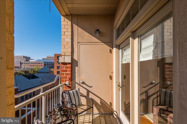 $532,000 | 309 Holland Lane, Unit 314, Alexandria, VA 22314