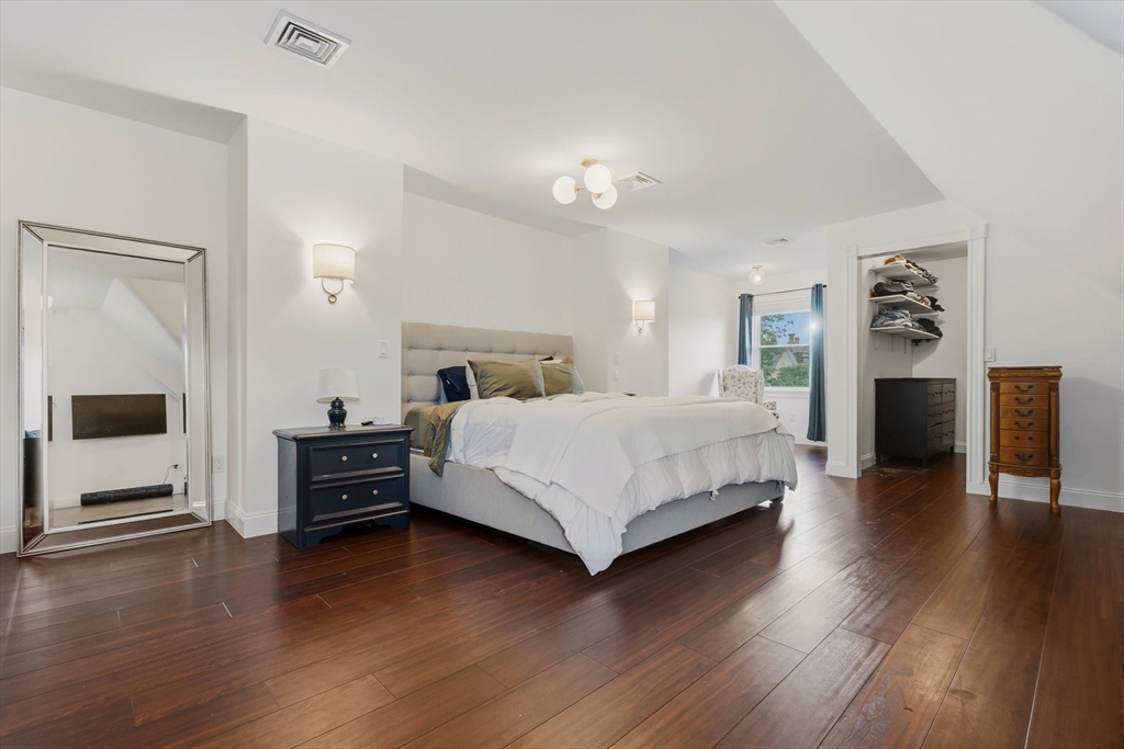 32 Ocean Street Beverly, MA 01915 - Photo 16 of 34