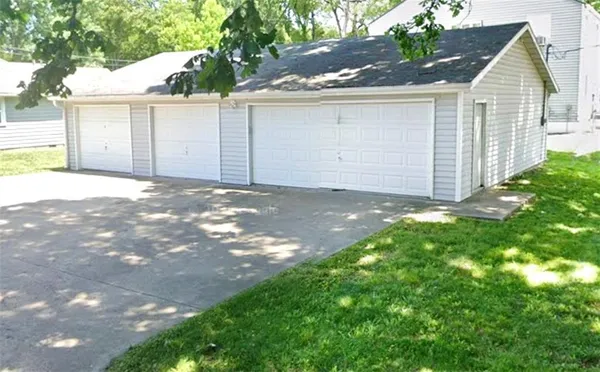 $319,000 | 415 West Jenkins Street, Maryville, MO 64468