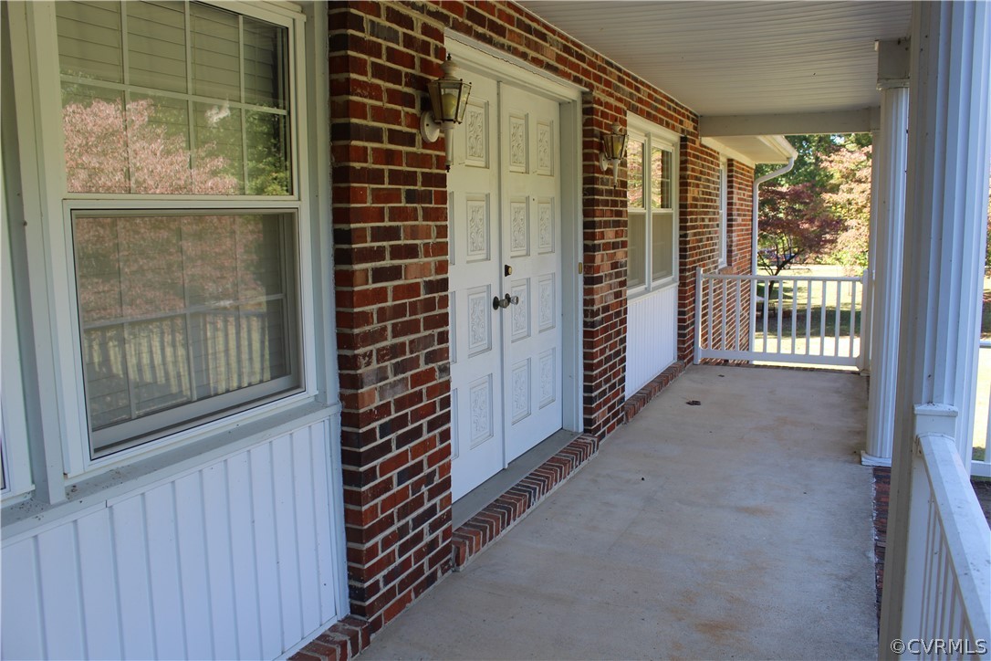 18531 Harrisons Road Amelia Court House, VA 23002 - Photo 5 of 19 Gallery Image 5
