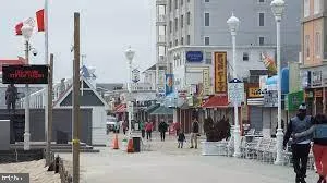 $1,500 | 107 North Atlantic Avenue, Unit 206, Ocean City, MD 21842