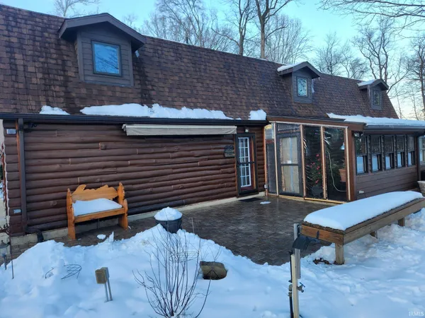 $560,000 | 2220 Eme Road, Fort Wayne, IN 46818