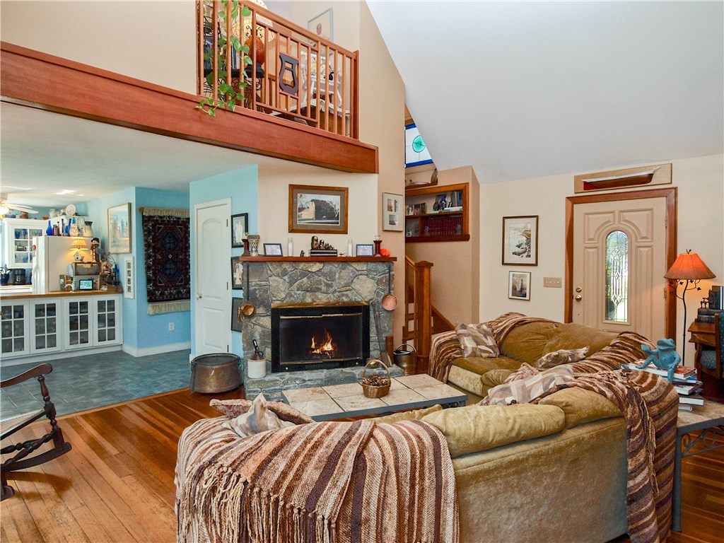 740 Post Road South Kingstown, RI 02879 - Photo 11 of 22