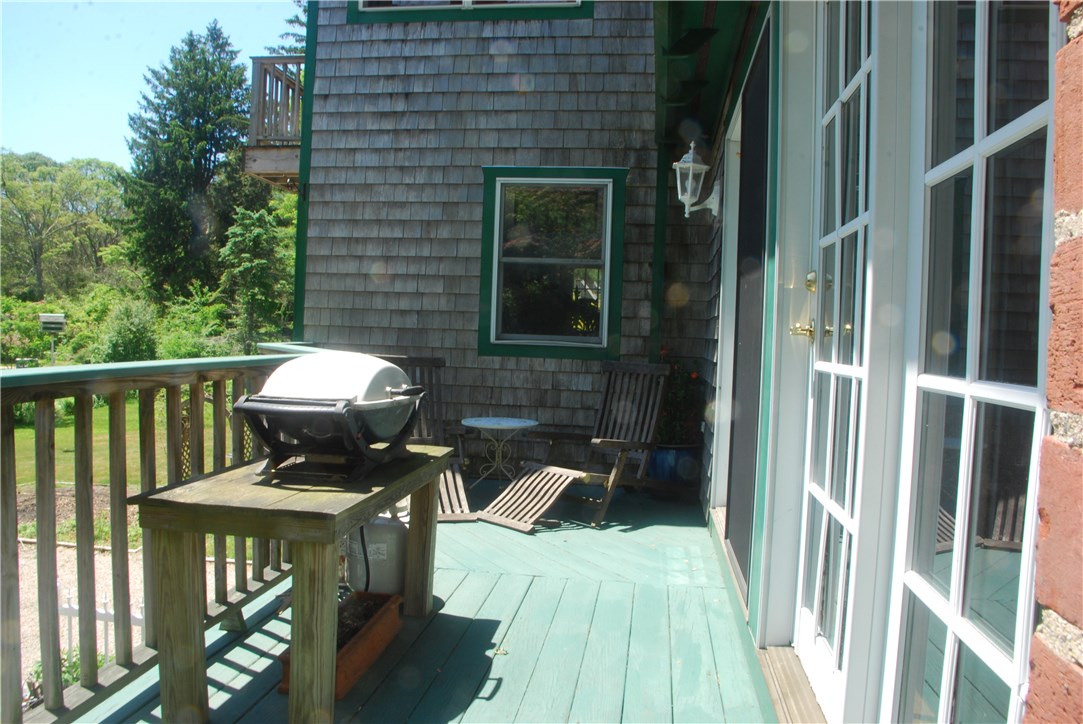 740 Post Road South Kingstown, RI 02879 - Photo 7 of 22