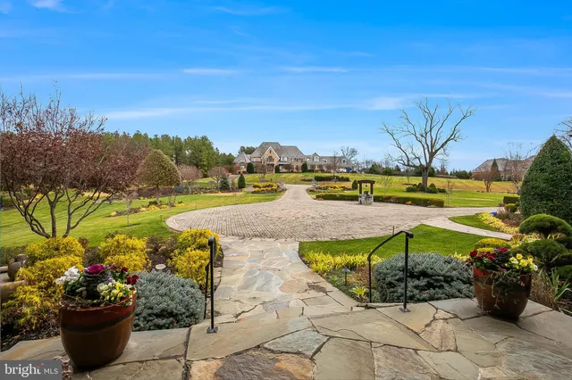 $5,999,999 | 22665 Creighton Farms Drive, Leesburg, VA 20175