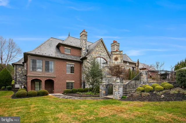 $5,999,999 | 22665 Creighton Farms Drive, Leesburg, VA 20175