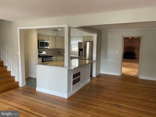 $465,000 | 319 School Lane, Linthicum Heights, MD 21090