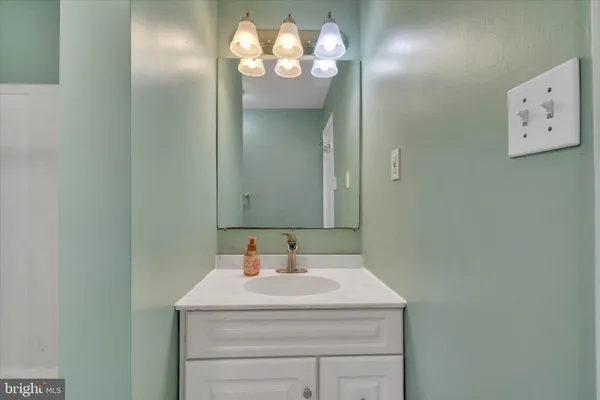 $465,000 | 319 School Lane, Linthicum Heights, MD 21090