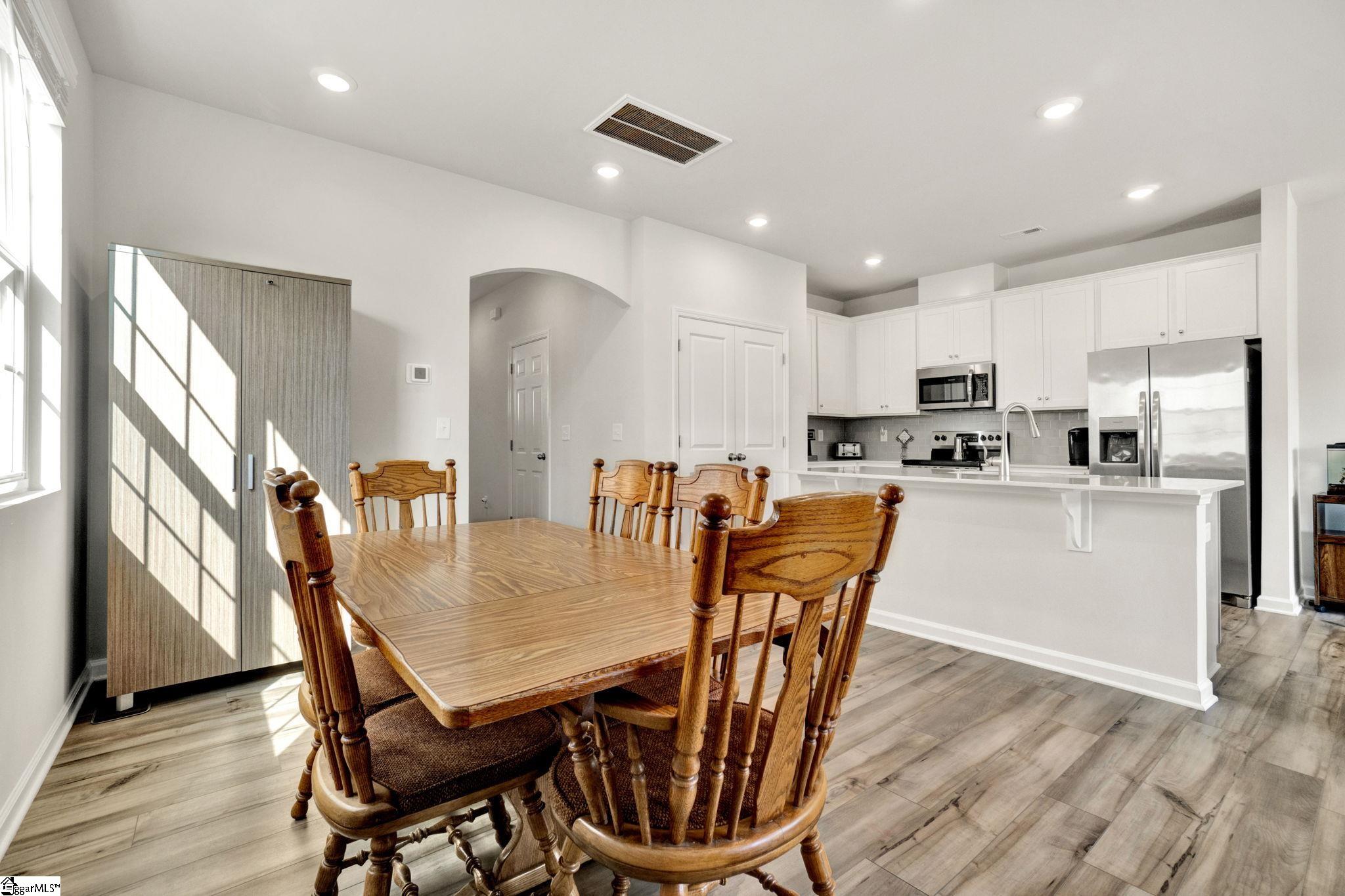 250 East Compass Way Easley, SC 29640 - Photo 13 of 40 Gallery Image 13
