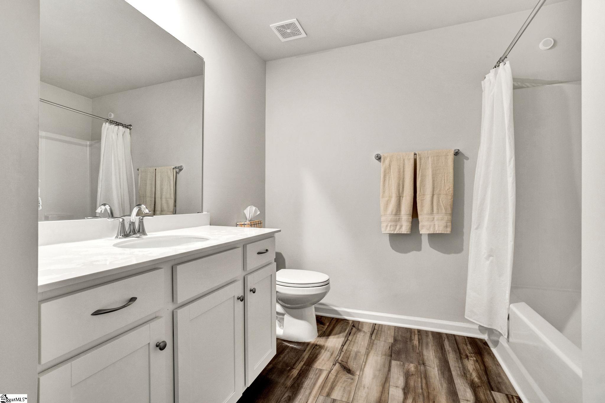 250 East Compass Way Easley, SC 29640 - Photo 24 of 40 Gallery Image 24