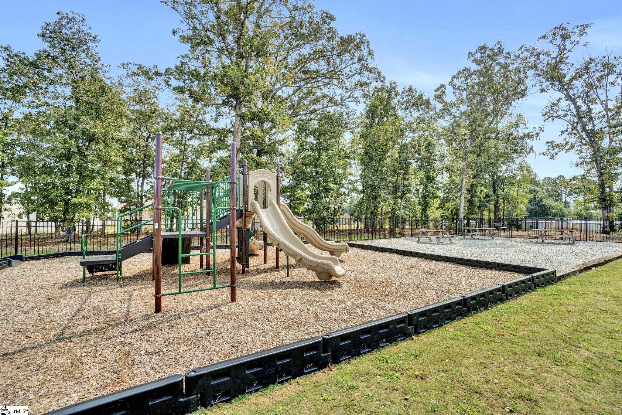250 East Compass Way Easley, SC 29640 - Photo 34 of 40 Gallery Image 34