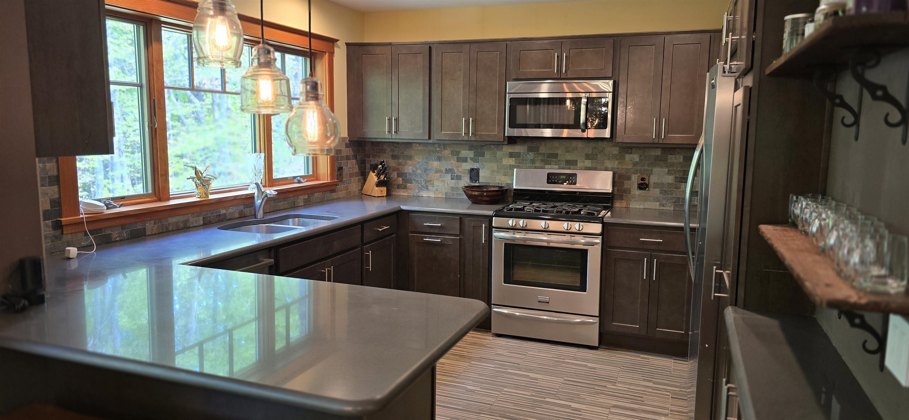 96 Hawkwood Lane Quechee, VT 05059 - Photo 11 of 35