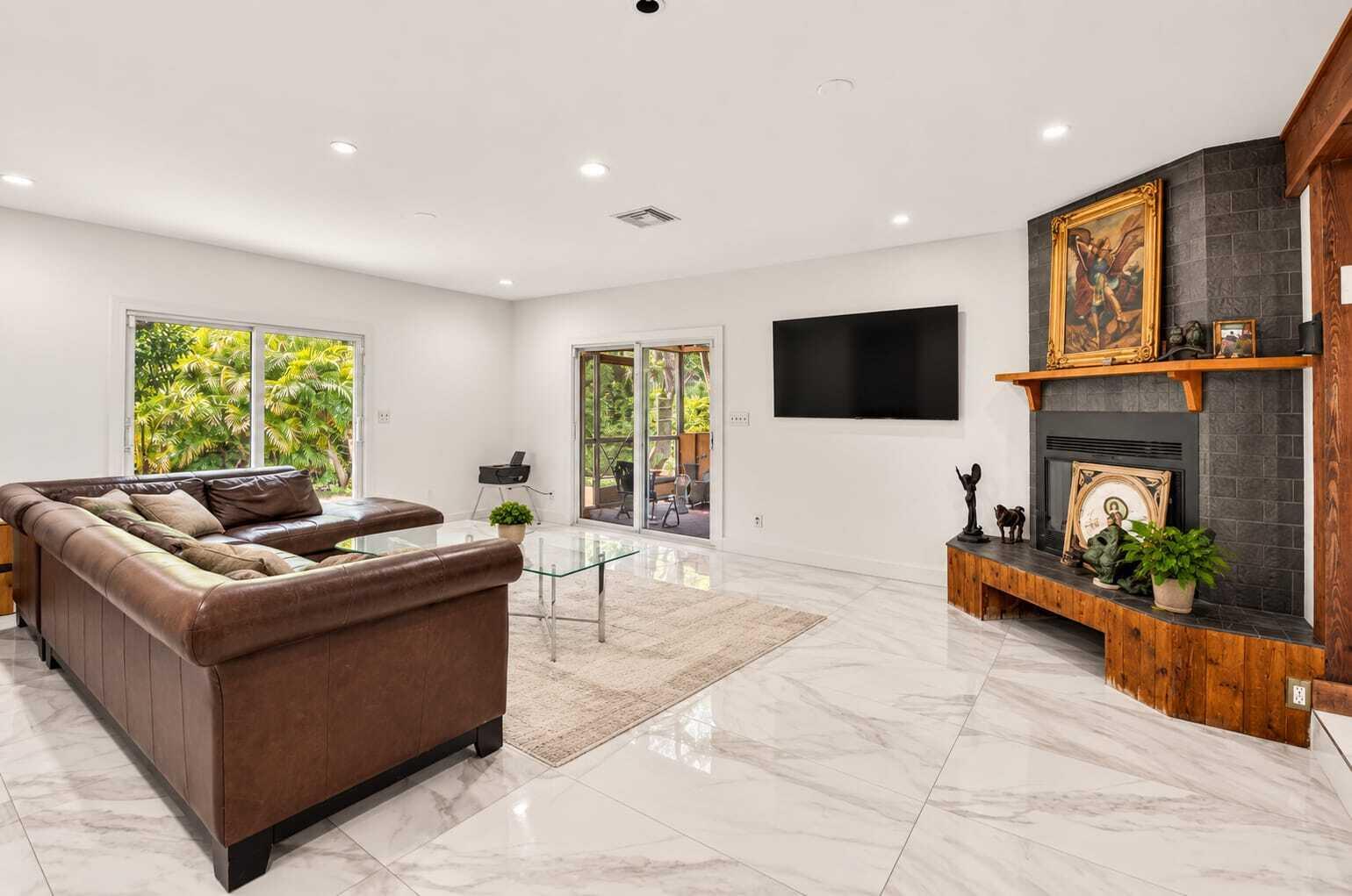 4121 Northwest 5th Avenue Boca Raton, FL 33431 - Photo 7 of 35 WhatsApp Image 2026-09-07 at 23.22.19