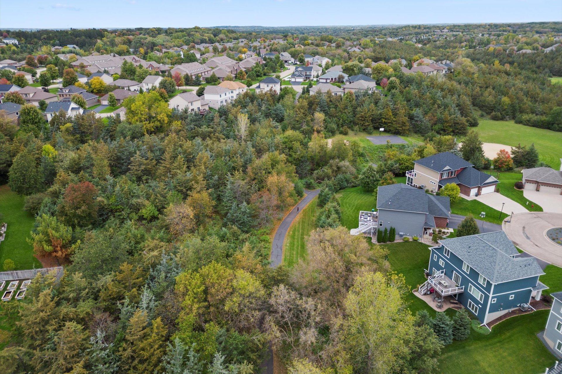 477 Canyon Boulevard Hudson, WI 54016 - Photo 14 of 16