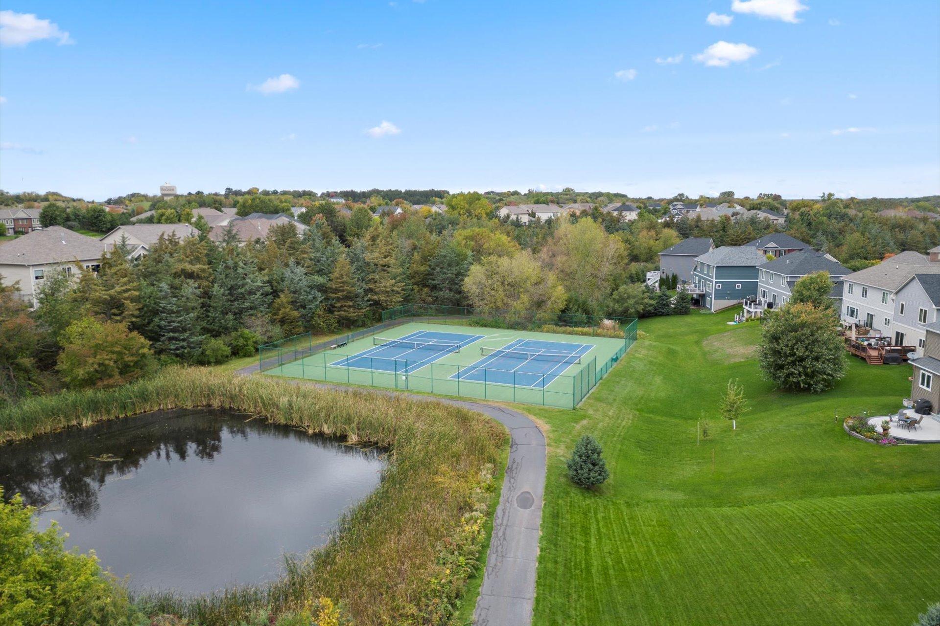 477 Canyon Boulevard Hudson, WI 54016 - Photo 5 of 16