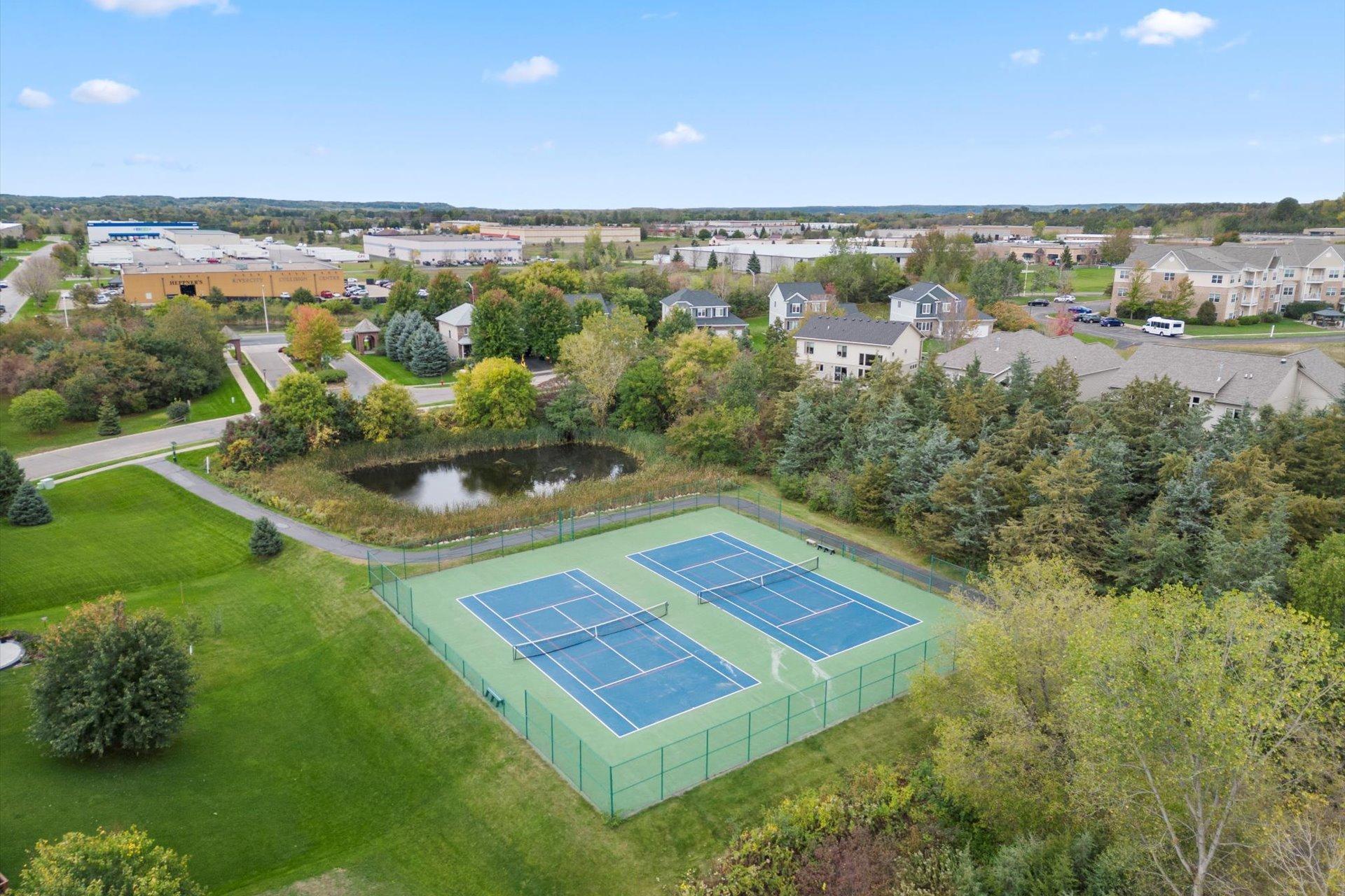 477 Canyon Boulevard Hudson, WI 54016 - Photo 7 of 16