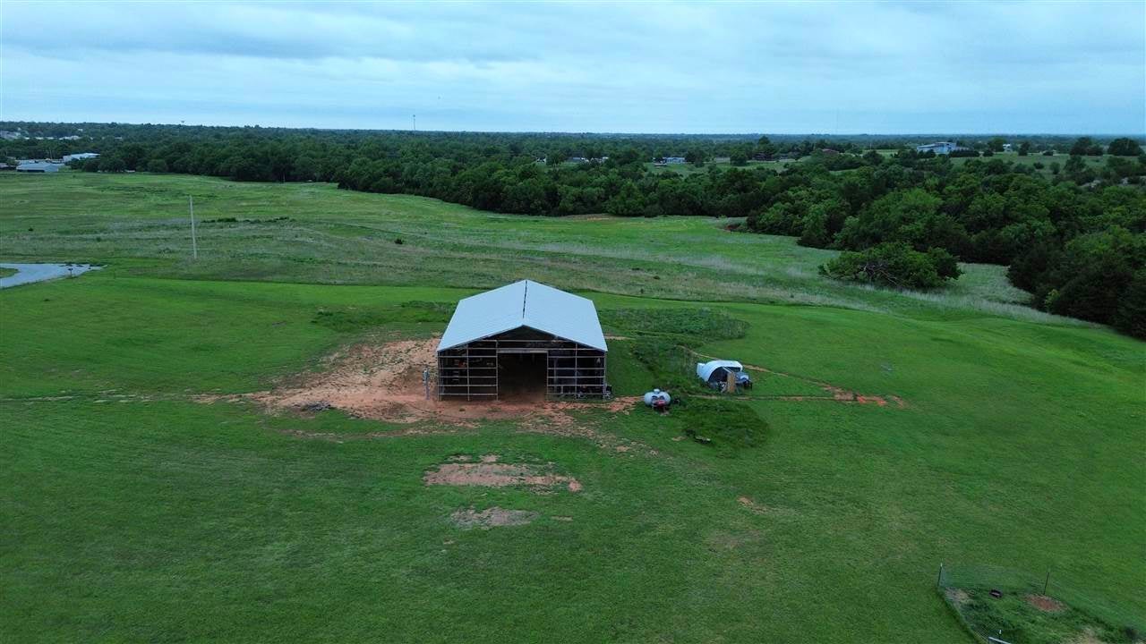 47 Stone Hill Way Perry, OK 73077 - Photo 7 of 15 Gallery Image 7