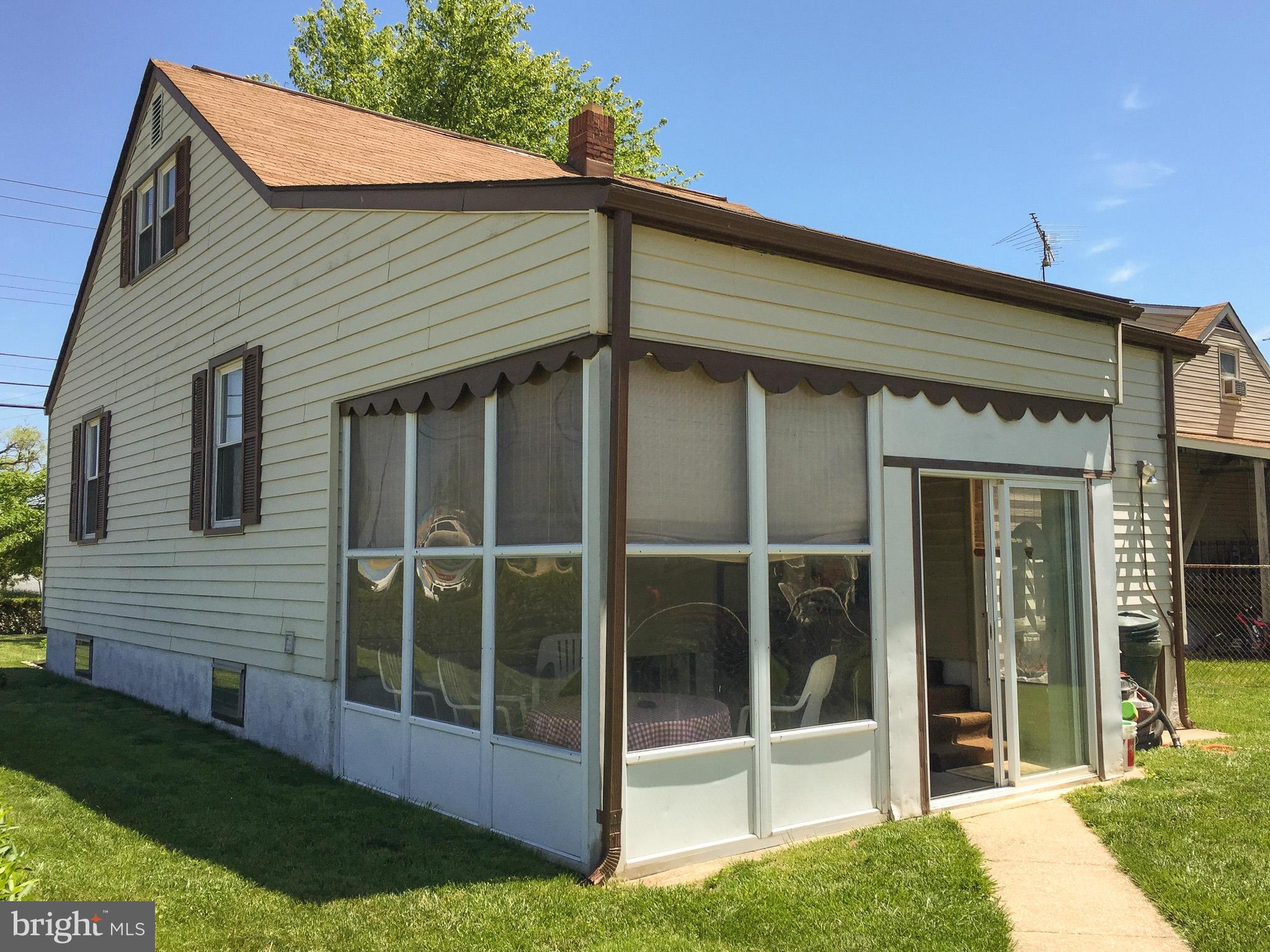 1313 North Point Road Dundalk, MD 21222 - Photo 14 of 14 Exterior (Rear)