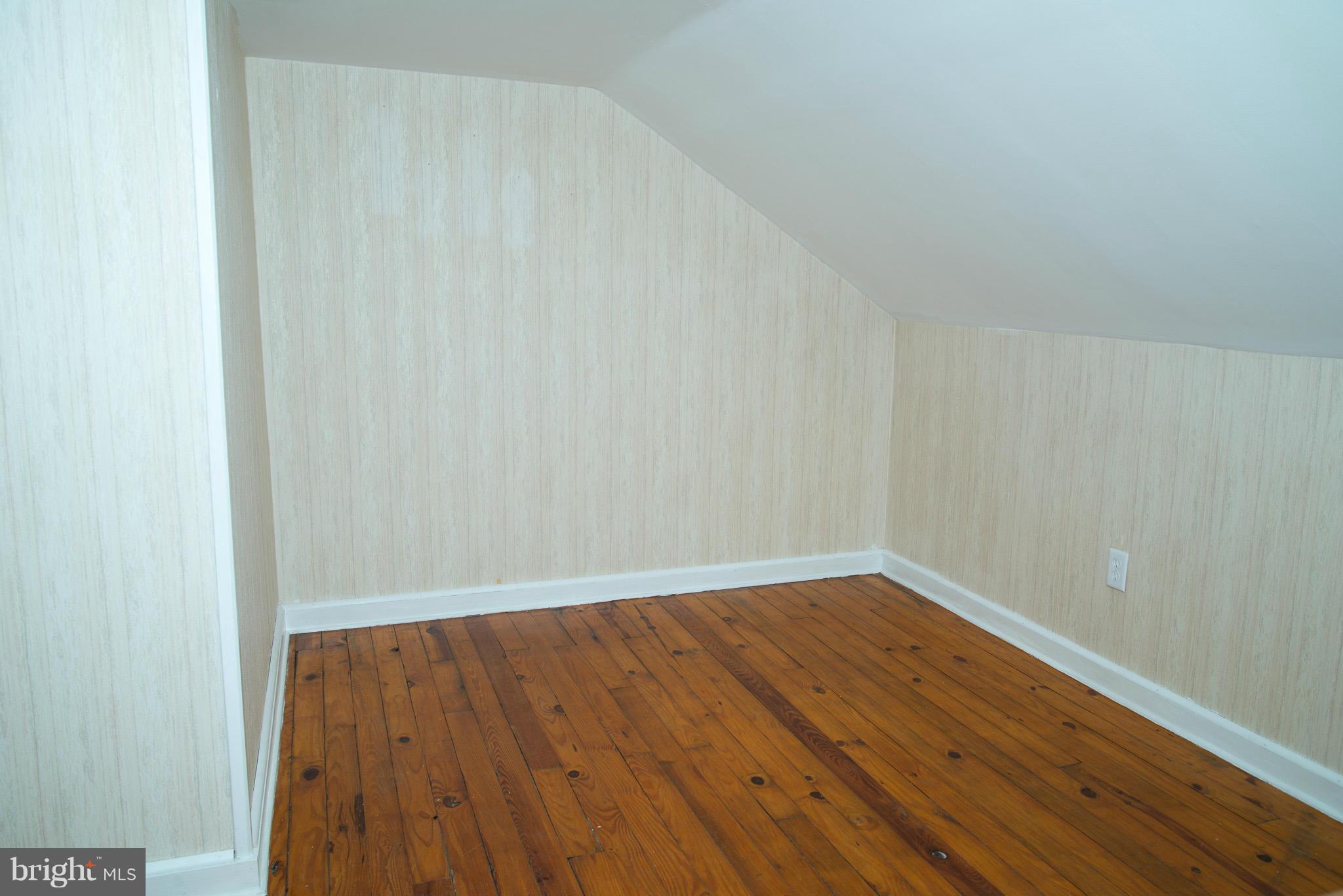1313 North Point Road Dundalk, MD 21222 - Photo 3 of 14 Bedroom