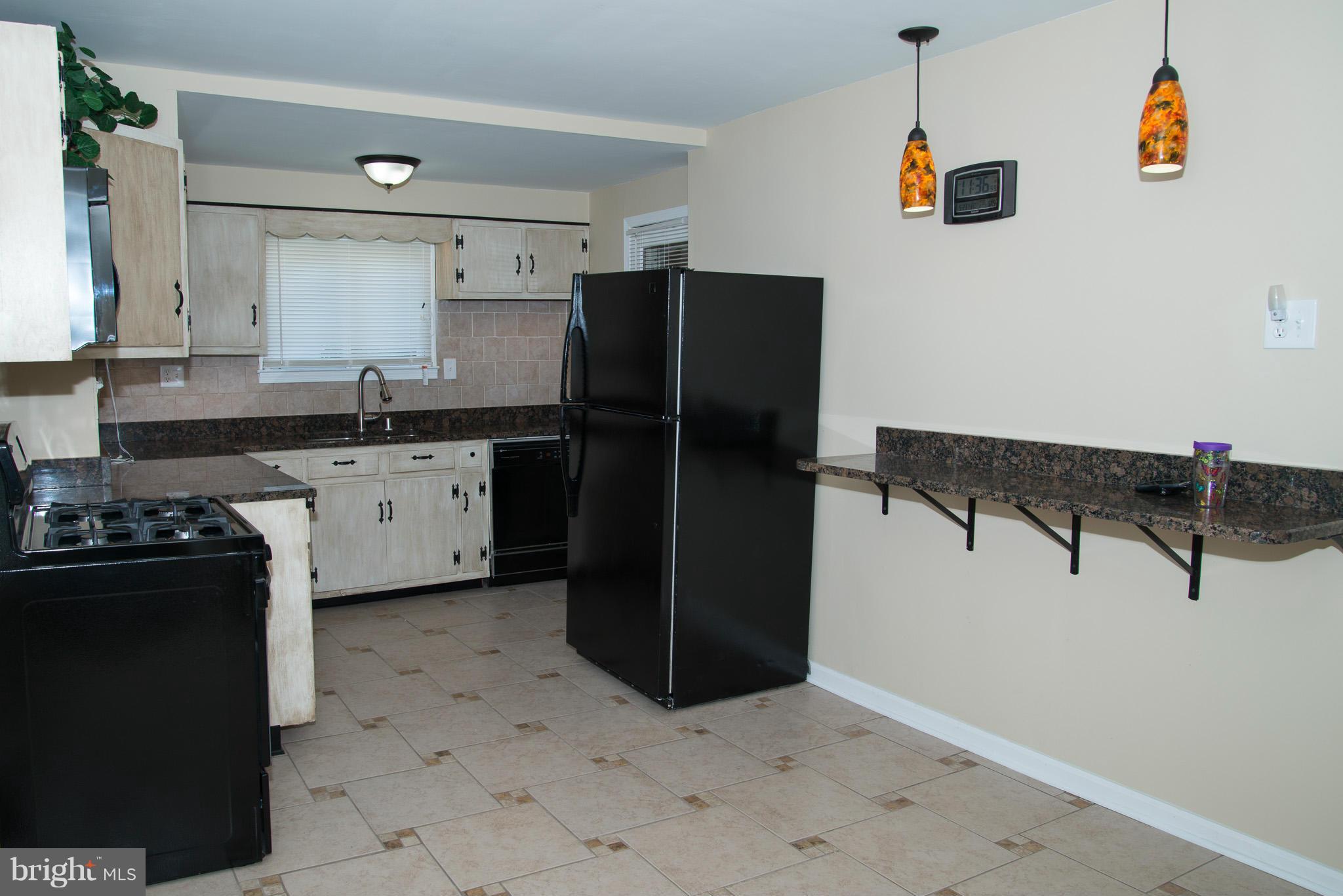 1313 North Point Road Dundalk, MD 21222 - Photo 9 of 14 Kitchen