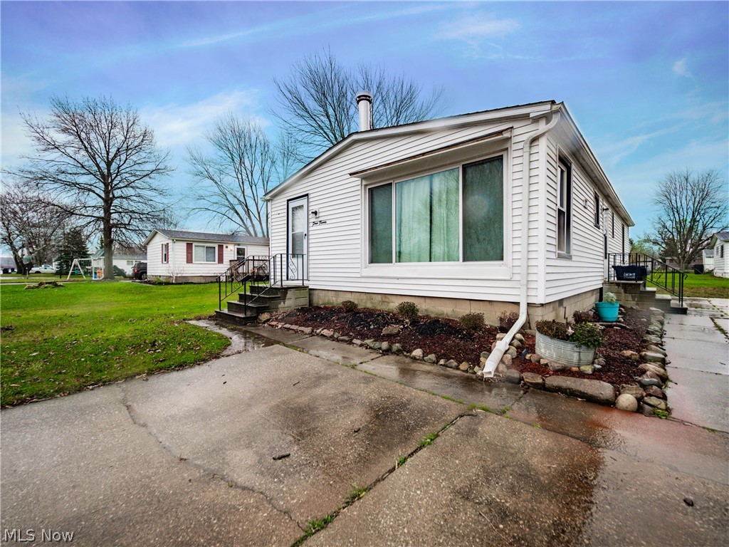 420 Stable Road Lagrange, OH 44050 - Photo 1 of 1 Gallery Image 1