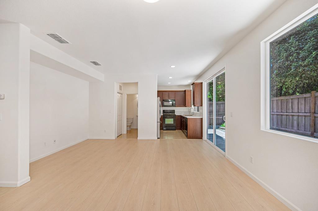 1016 Impressionist Loop Roseville, CA 95747 - Photo 7 of 29