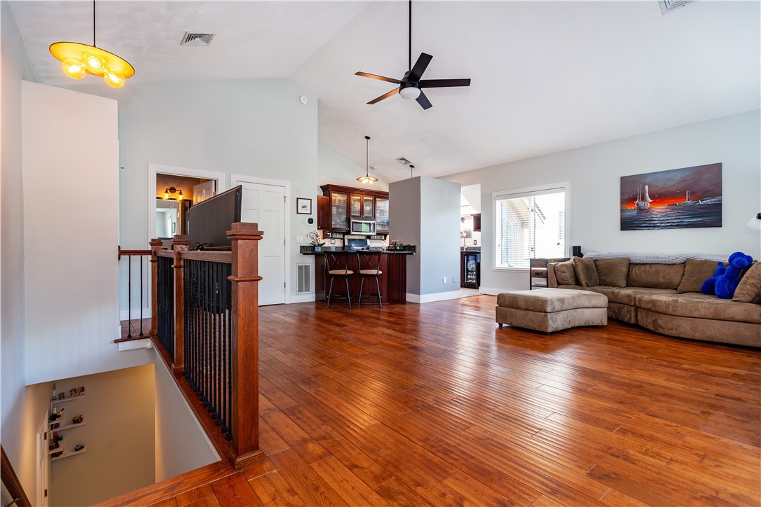 3976 Post Road Warwick, RI 02886 - Photo 3 of 35