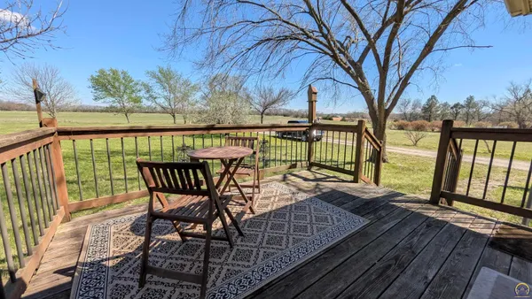 $375,000 | 1777 Road B5 Emporia Ks 66801, Emporia, KS 66801