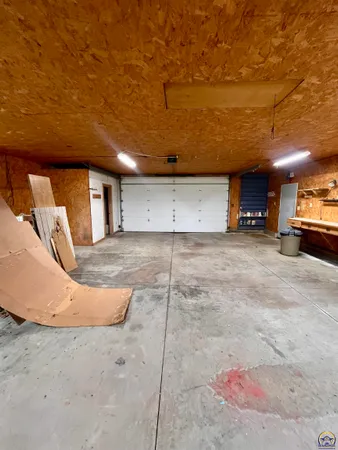 $375,000 | 1777 Road B5 Emporia Ks 66801, Emporia, KS 66801