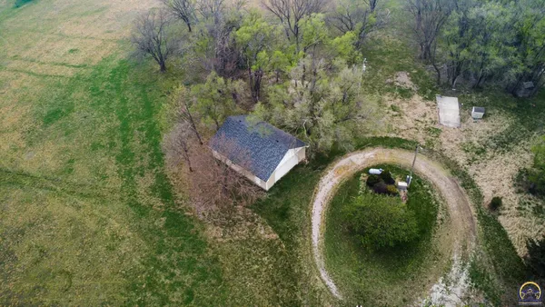 $375,000 | 1777 Road B5 Emporia Ks 66801, Emporia, KS 66801