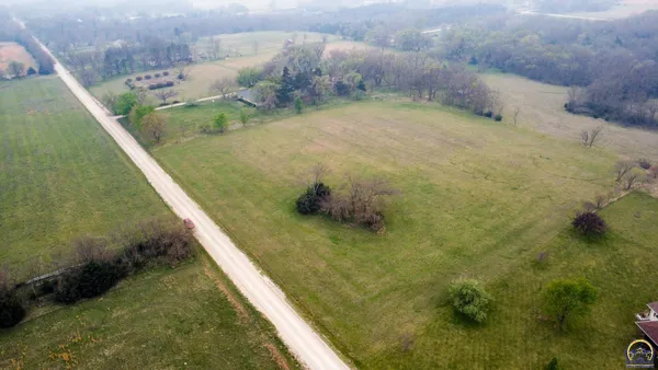 $375,000 | 1777 Road B5 Emporia Ks 66801, Emporia, KS 66801