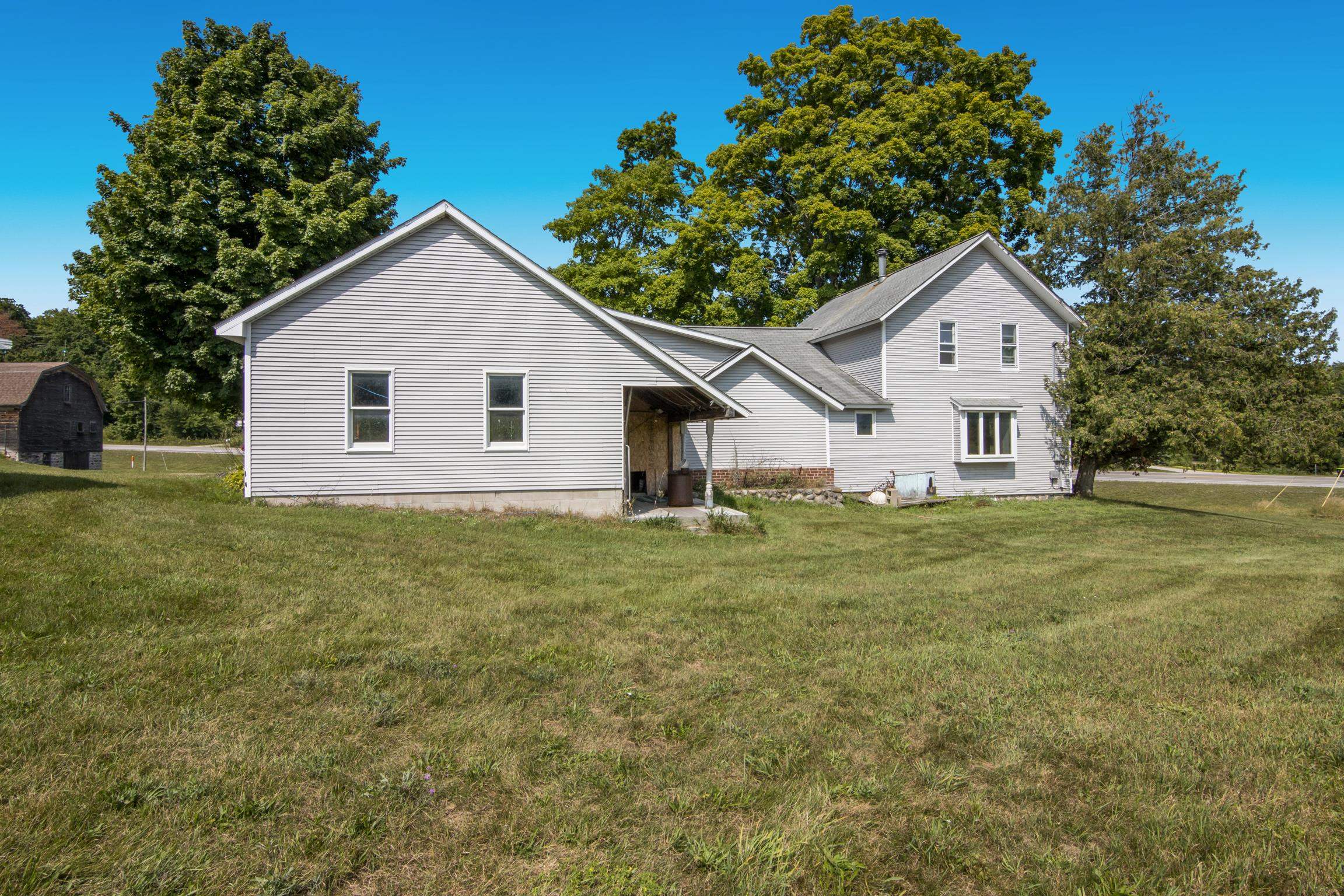 9224 East Duck Lake Road, Unit PARCEL A Suttons Bay, MI 49682 - Photo 17 of 58
