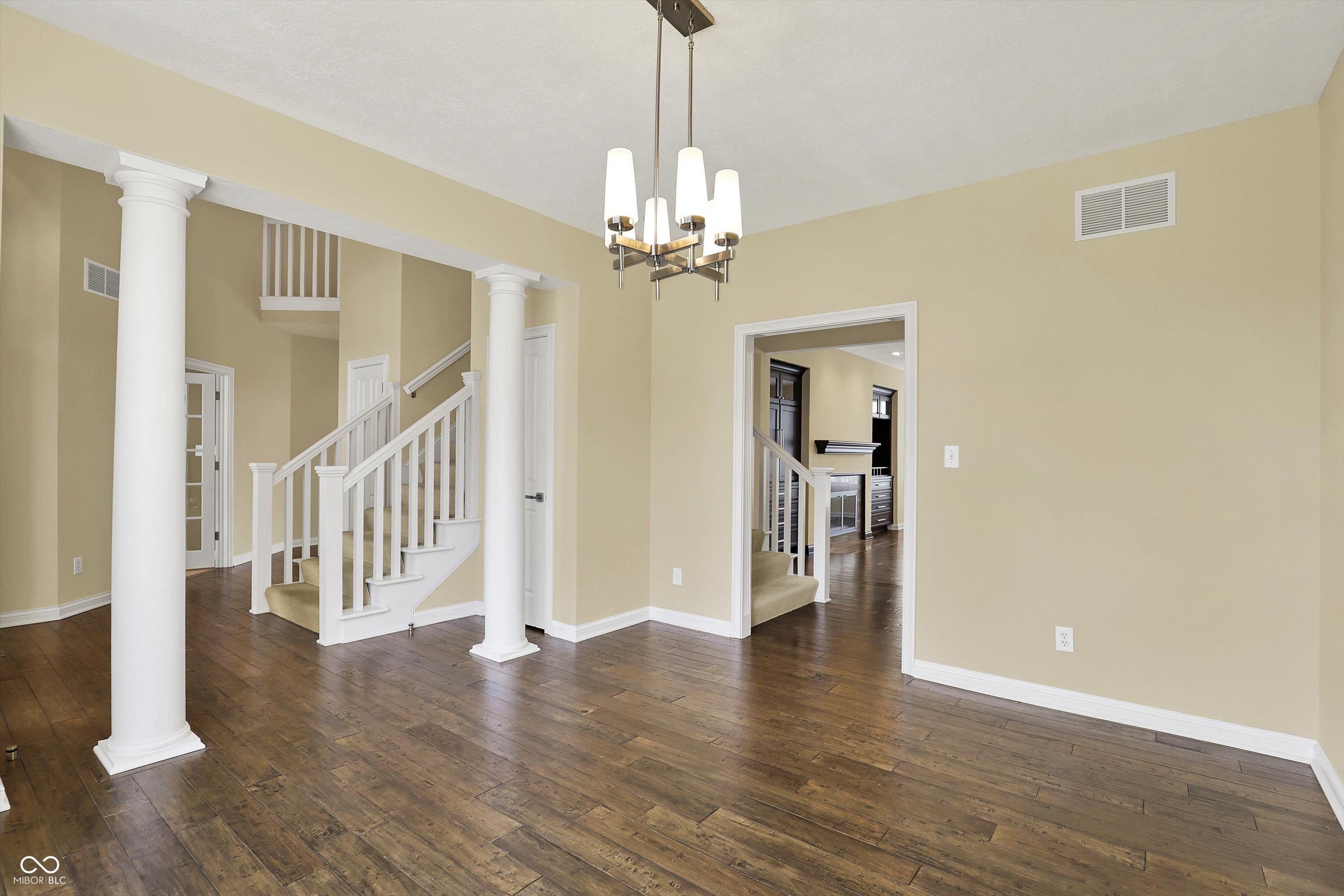 12304 Ridgeside Road Indianapolis, IN 46256 - Photo 11 of 78