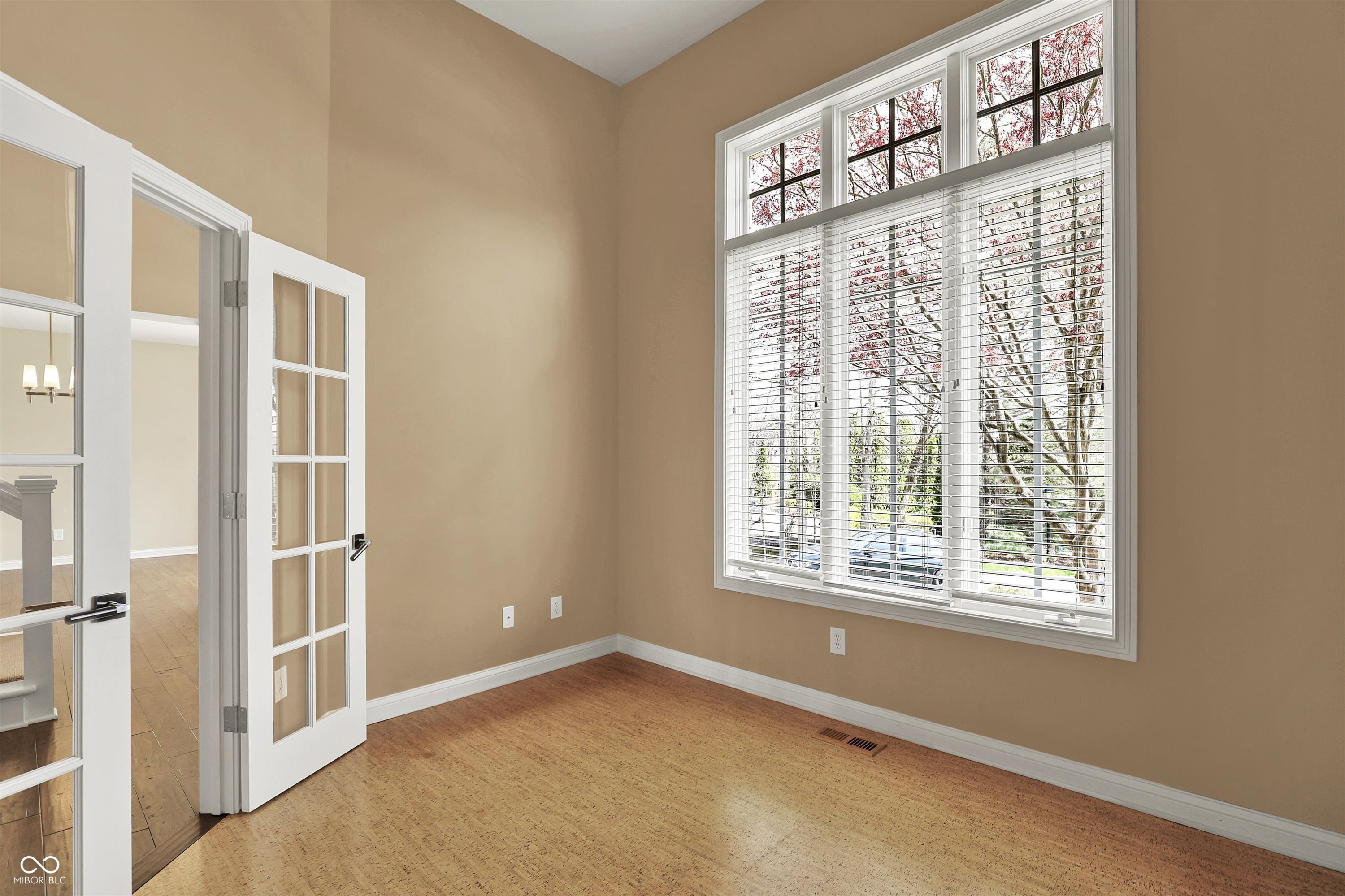 12304 Ridgeside Road Indianapolis, IN 46256 - Photo 13 of 78