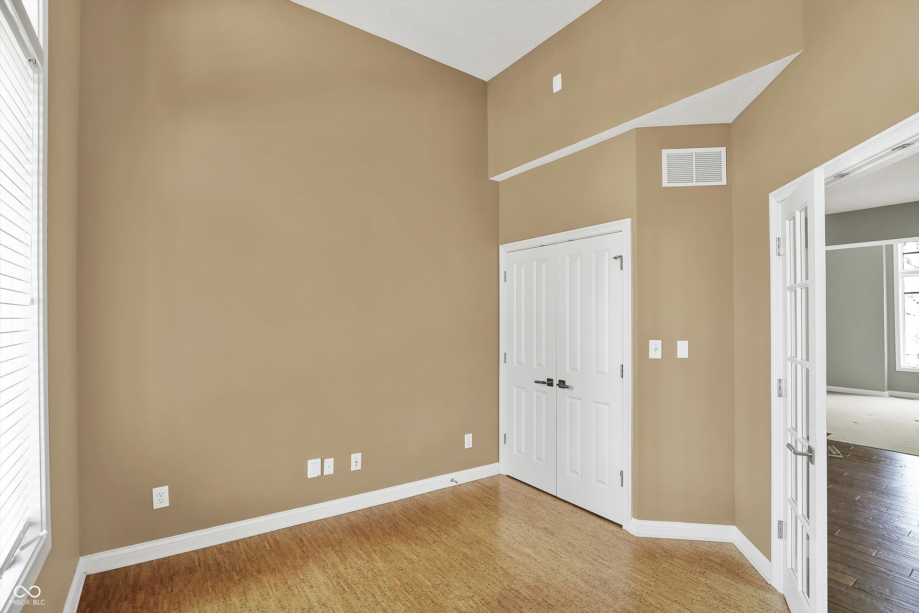 12304 Ridgeside Road Indianapolis, IN 46256 - Photo 14 of 78