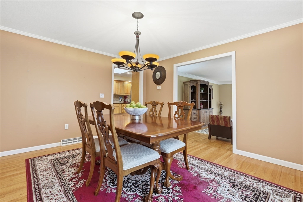 47 Academy Drive Longmeadow, MA 01106 - Photo 21 of 42 a view of a dining room with furniture