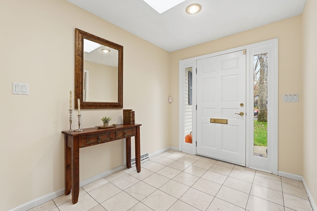 47 Academy Drive Longmeadow, MA 01106 - Photo 8 of 42