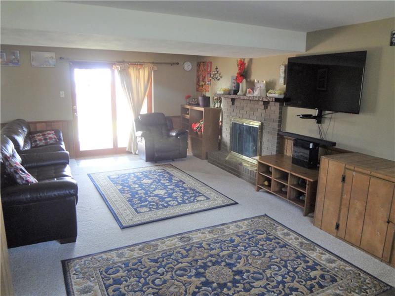 768 Greenlee Road Pittsburgh, PA 15227 - Photo 16 of 23 Gallery Image 16