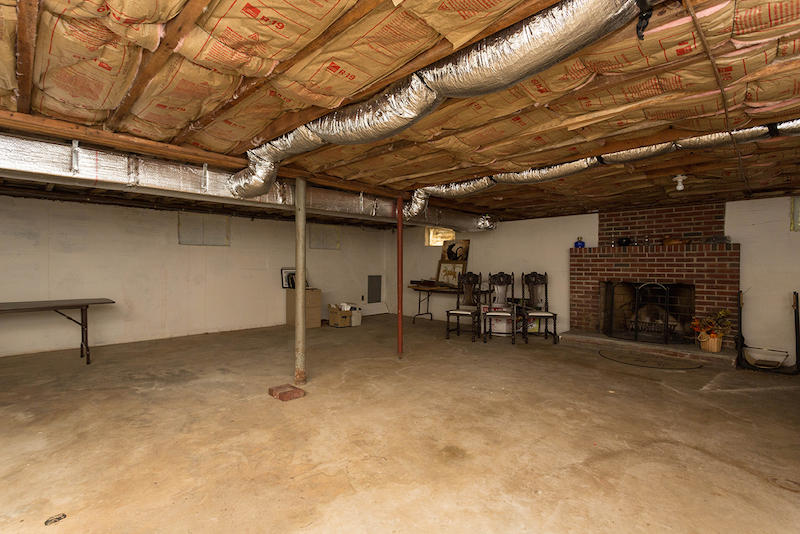 8449 Olsen Road Roanoke, VA 24019 - Photo 44 of 57 DGA_1174